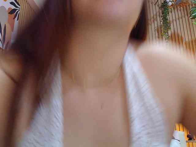 hornyssluttt webcam