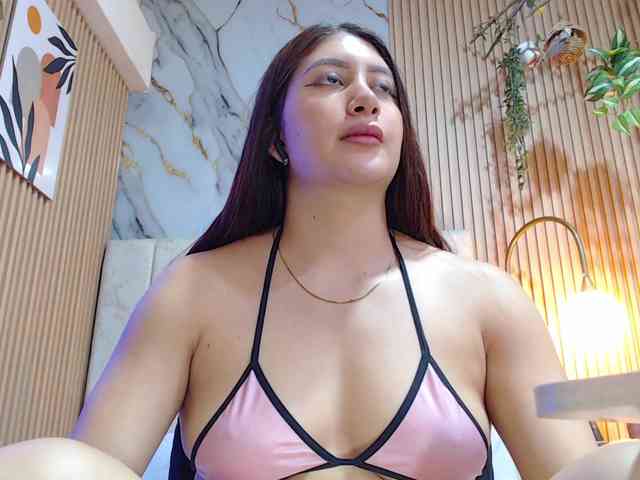 hornyssluttt webcam