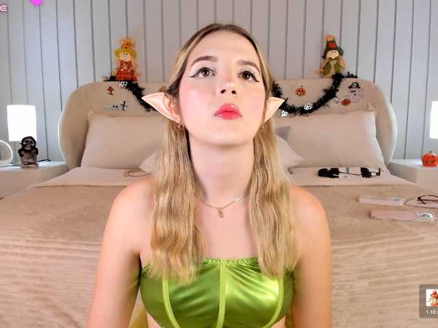 MaiaCollins live cam on BongaCams