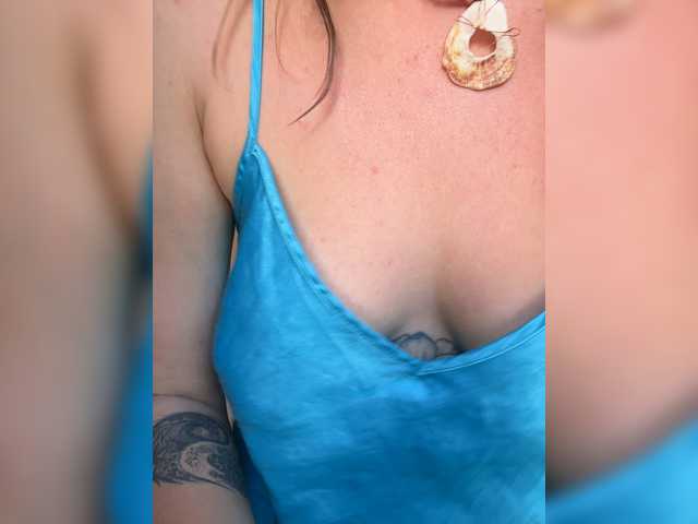 KinaMoonLove live cam on BongaCams