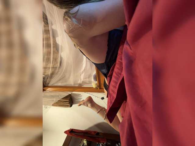 KinaMoonLove live webcam show