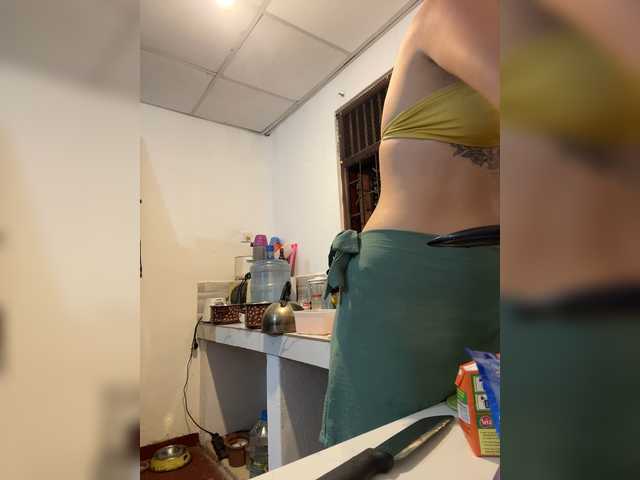 KinaMoonLove live cam on BongaCams