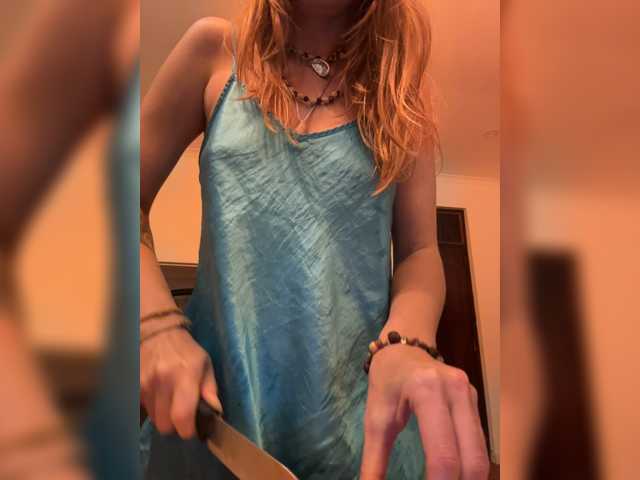 KinaMoonLove live cam on BongaCams