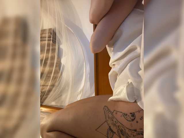 KinaMoonLove live cam on BongaCams
