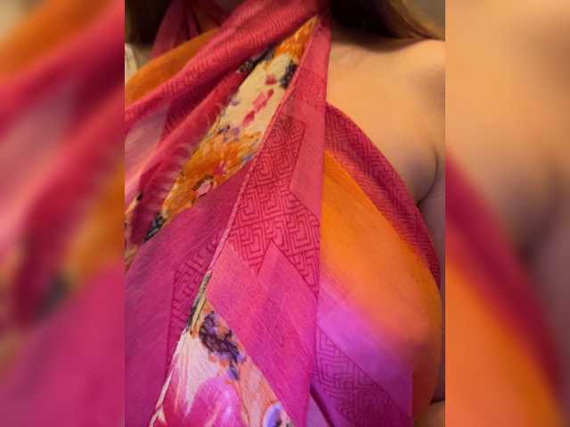 KinaMoonLove live cam on BongaCams