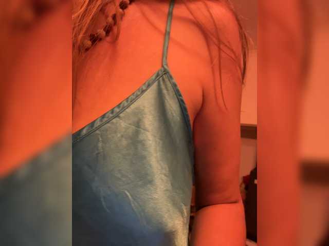 KinaMoonLove live cam on BongaCams