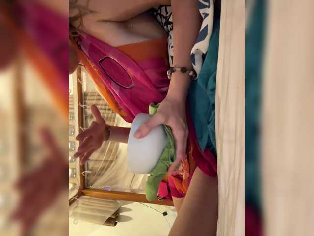 KinaMoonLove live cam on BongaCams