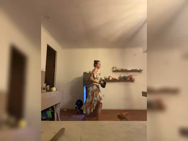 KinaMoonLove live cam on BongaCams