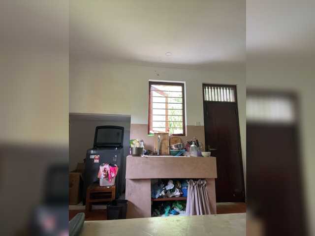 KinaMoonLove live cam on BongaCams
