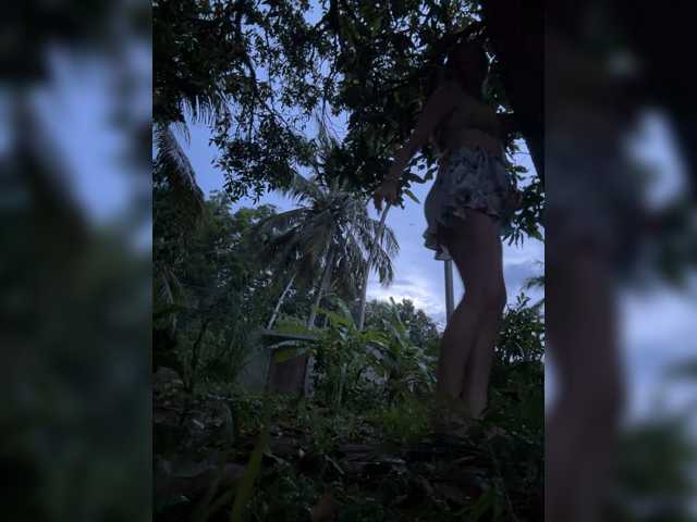 KinaMoonLove live cam on BongaCams