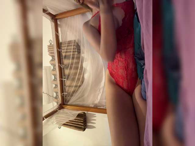 KinaMoonLove live cam on BongaCams