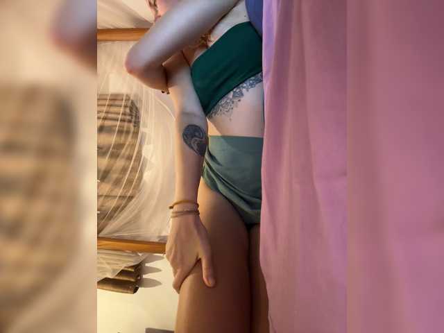 KinaMoonLove live cam on BongaCams