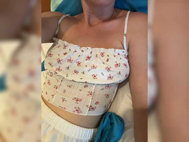 KinaMoonLove live cam on BongaCams