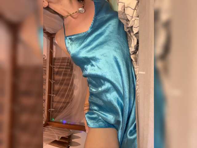 KinaMoonLove live cam on BongaCams
