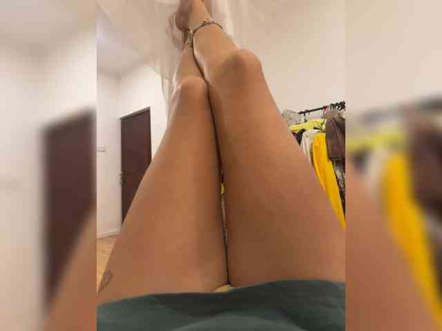 KinaMoonLove webcam