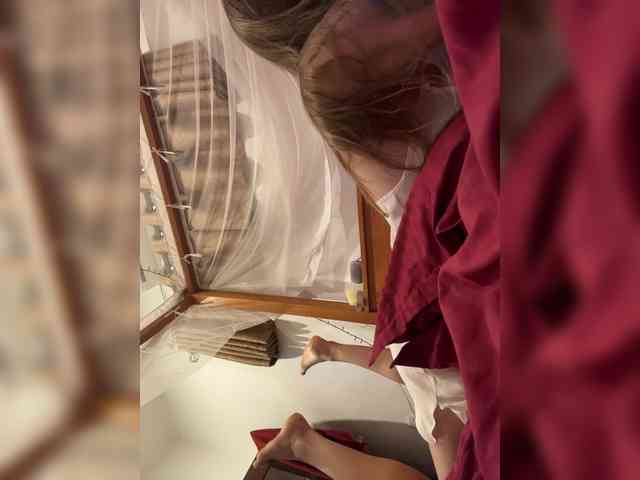 KinaMoonLove Live Webcam on BongaCams