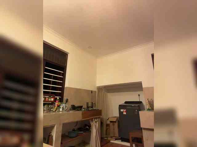 KinaMoonLove webcam