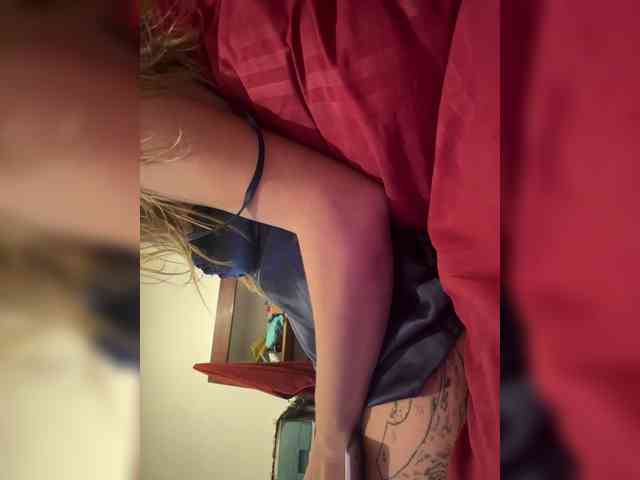 KinaMoonLove webcam
