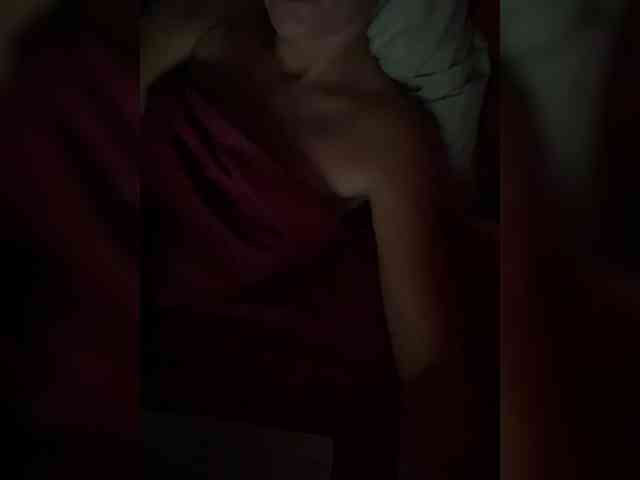 KinaMoonLove webcam