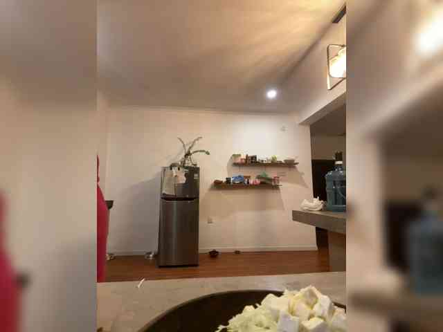 KinaMoonLove webcam