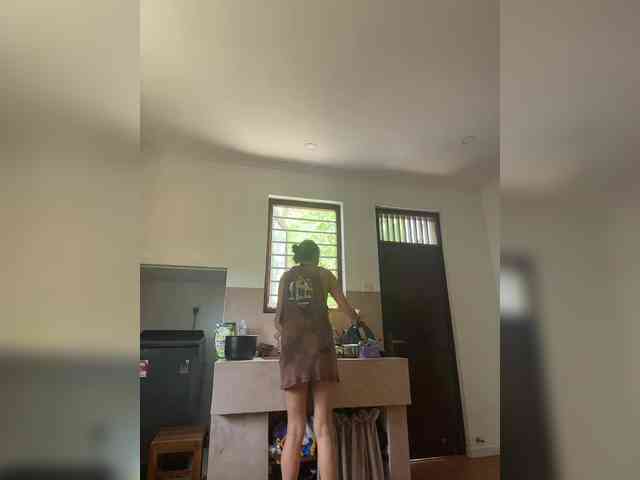 KinaMoonLove webcam