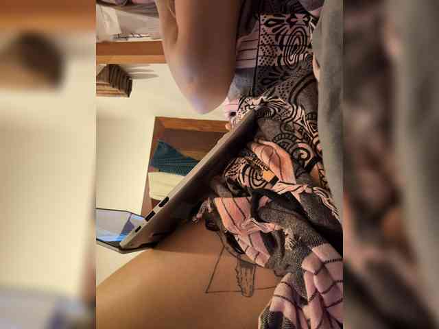 KinaMoonLove webcam