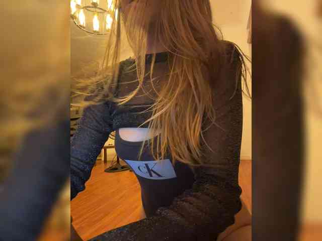 KinaMoonLove webcam