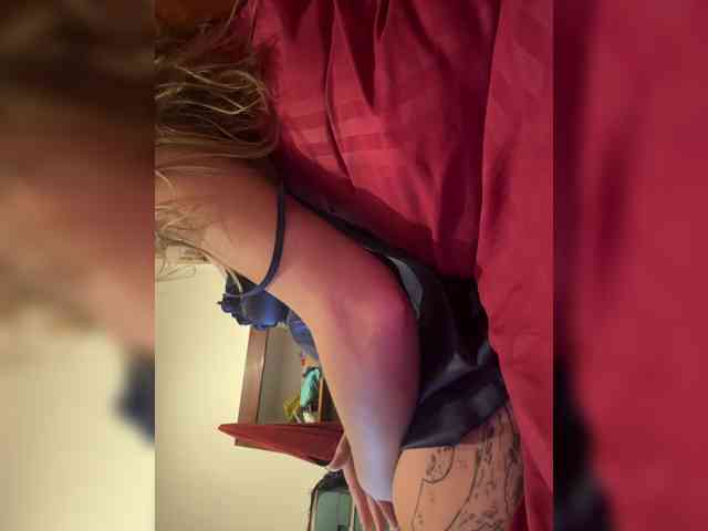 KinaMoonLove webcam