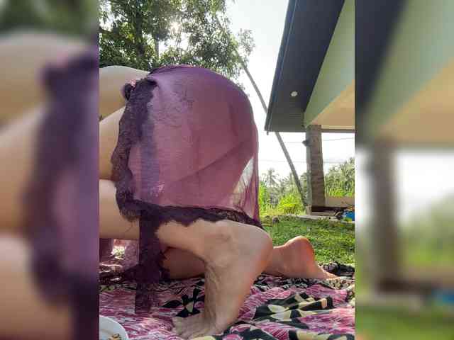 KinaMoonLove webcam