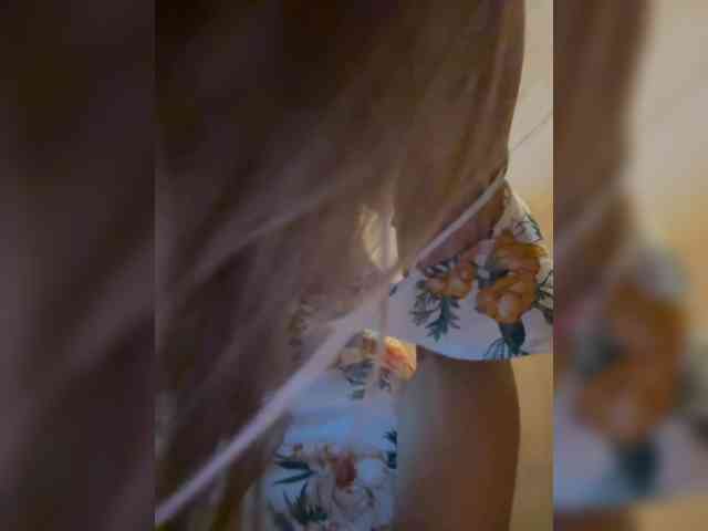 KinaMoonLove webcam