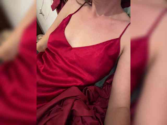 KinaMoonLove webcam