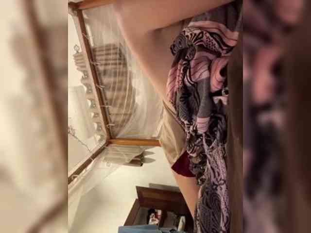 KinaMoonLove webcam
