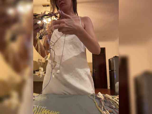 KinaMoonLove webcam