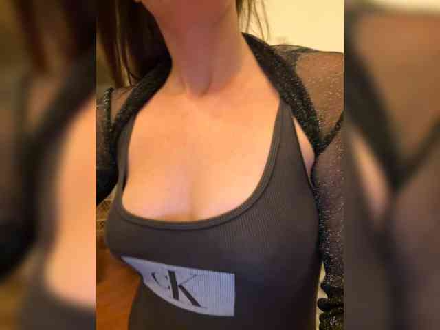 KinaMoonLove webcam