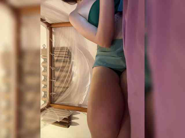 KinaMoonLove webcam