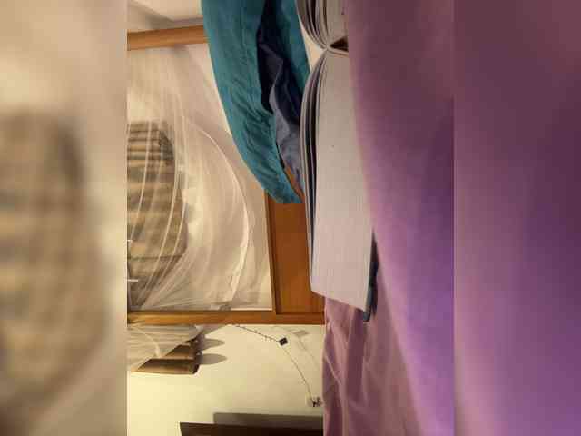 KinaMoonLove webcam