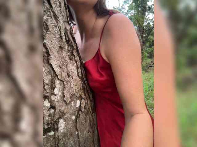 KinaMoonLove webcam