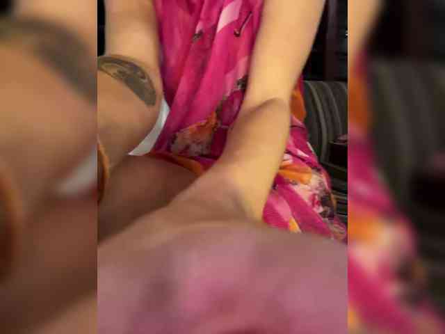 KinaMoonLove webcam