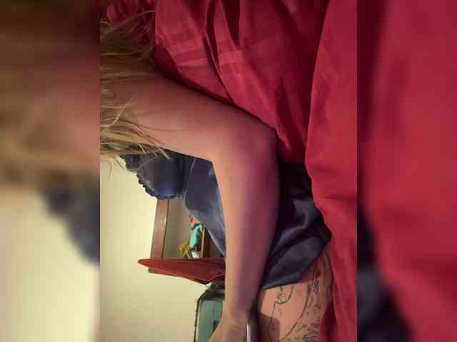 KinaMoonLove webcam
