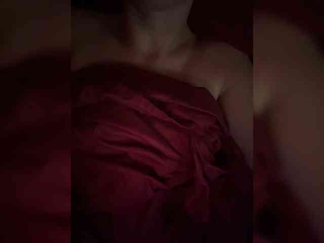 KinaMoonLove webcam