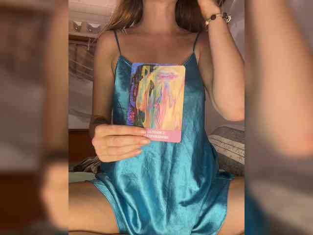 KinaMoonLove webcam