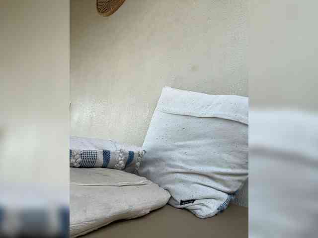 KinaMoonLove webcam