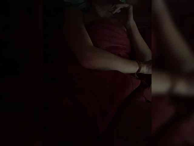 KinaMoonLove webcam