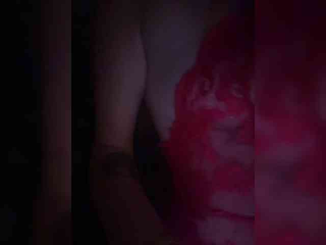 KinaMoonLove webcam