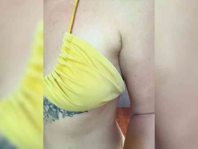 KinaMoonLove webcam