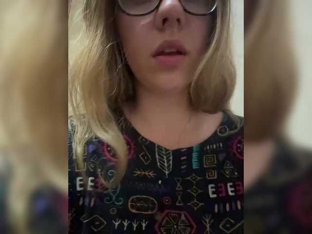 Venera97 live cam on BongaCams