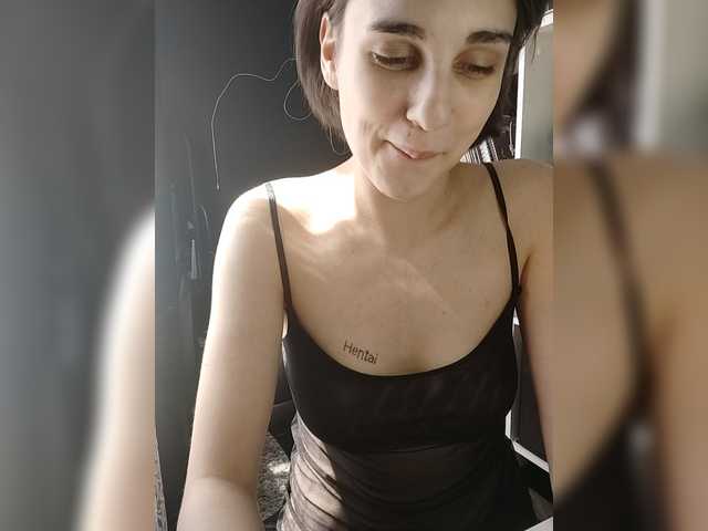 Myotoxis live cam on BongaCams