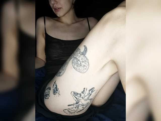 Myotoxis live cam on BongaCams