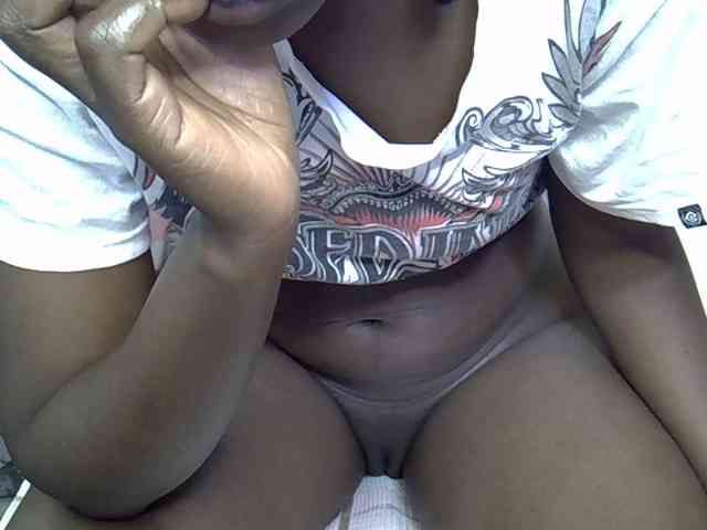 SweetBellan webcam