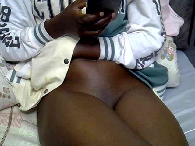 SweetBellan webcam